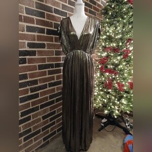 NWT Elan Shimmering Metallic Dress
